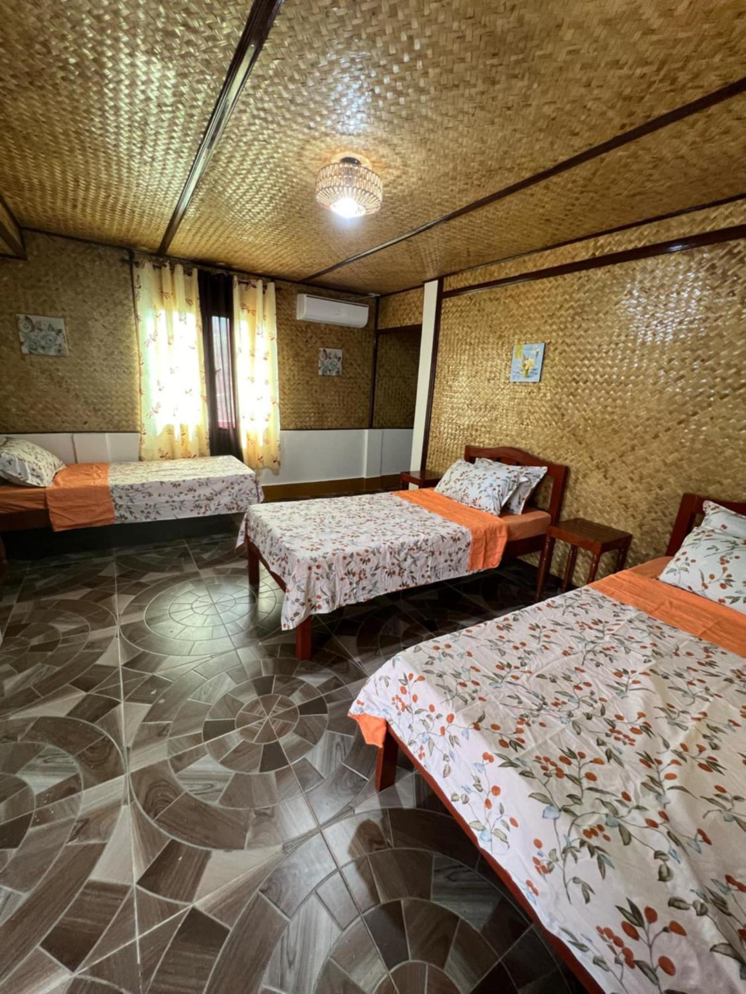 Princesa Michaella Hostel Itaytay 外观 照片